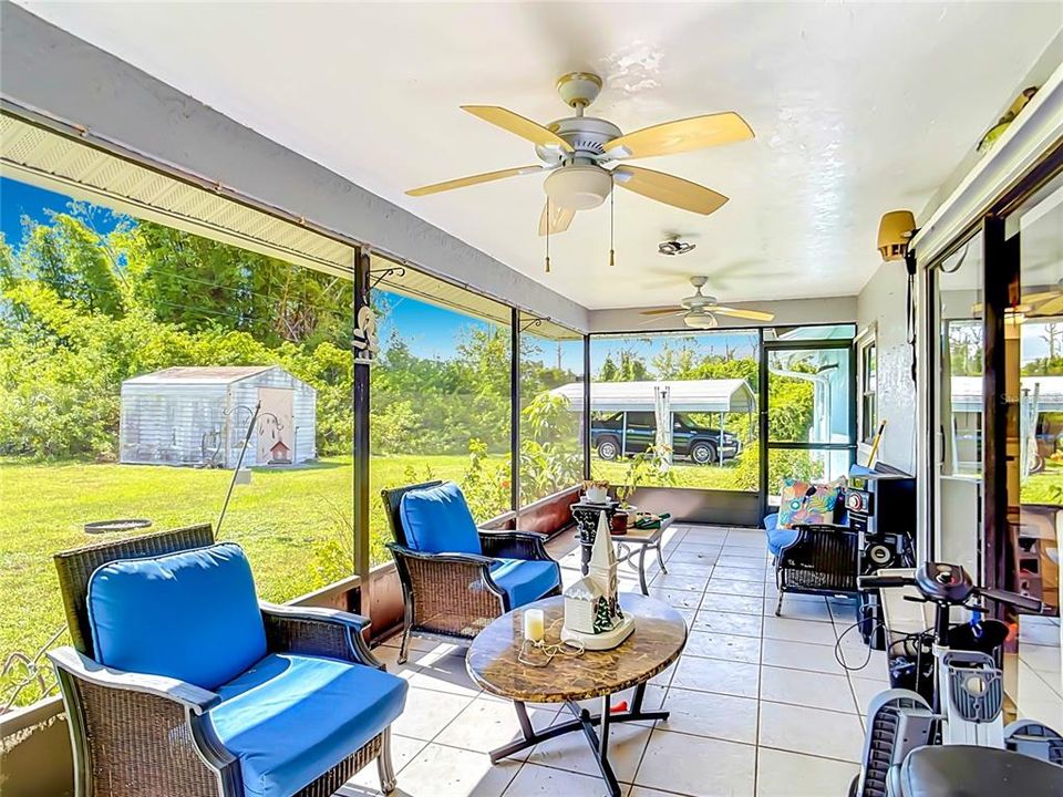 For Sale: $239,900 (2 beds, 2 baths, 1270 Square Feet)