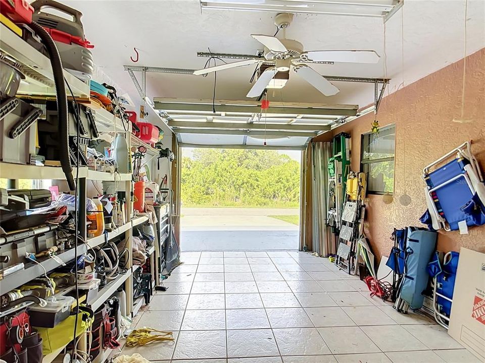 For Sale: $239,900 (2 beds, 2 baths, 1270 Square Feet)