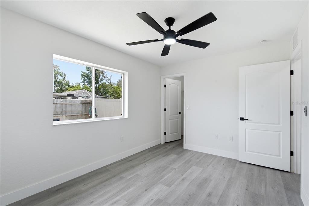 For Sale: $368,900 (4 beds, 2 baths, 1887 Square Feet)