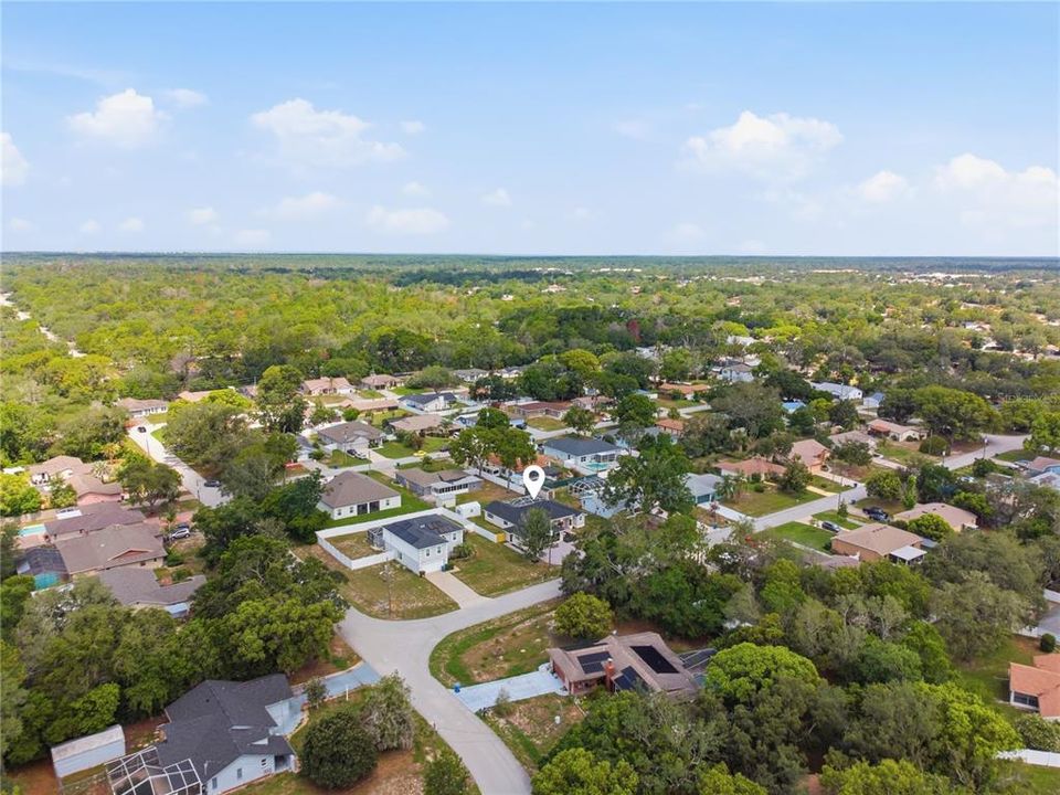 For Sale: $368,900 (4 beds, 2 baths, 1887 Square Feet)