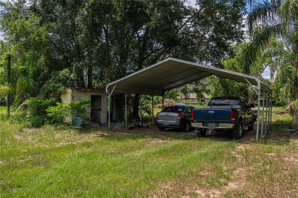 For Sale: $549,900 (2 beds, 1 baths, 1088 Square Feet)