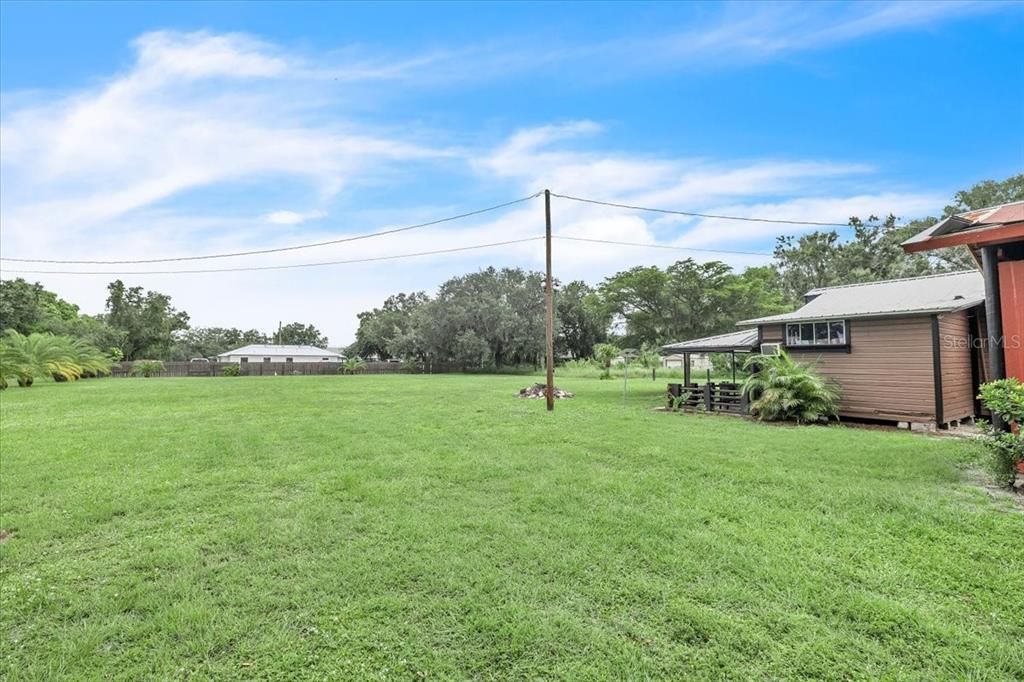 For Sale: $140,000 (2 beds, 1 baths, 1457 Square Feet)