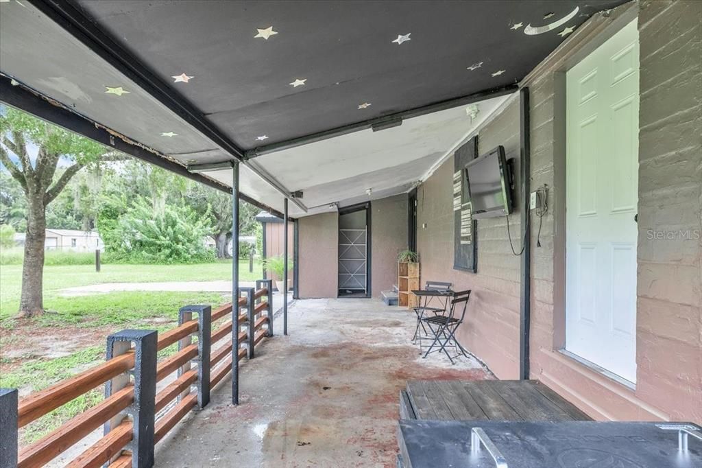 For Sale: $140,000 (2 beds, 1 baths, 1457 Square Feet)