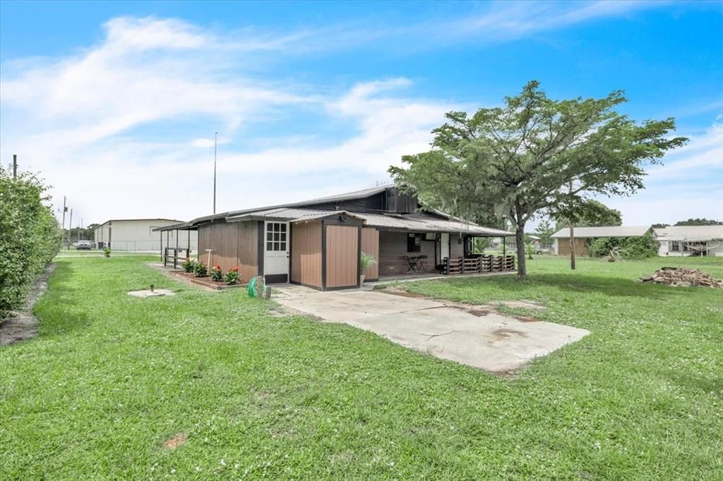 For Sale: $140,000 (2 beds, 1 baths, 1457 Square Feet)