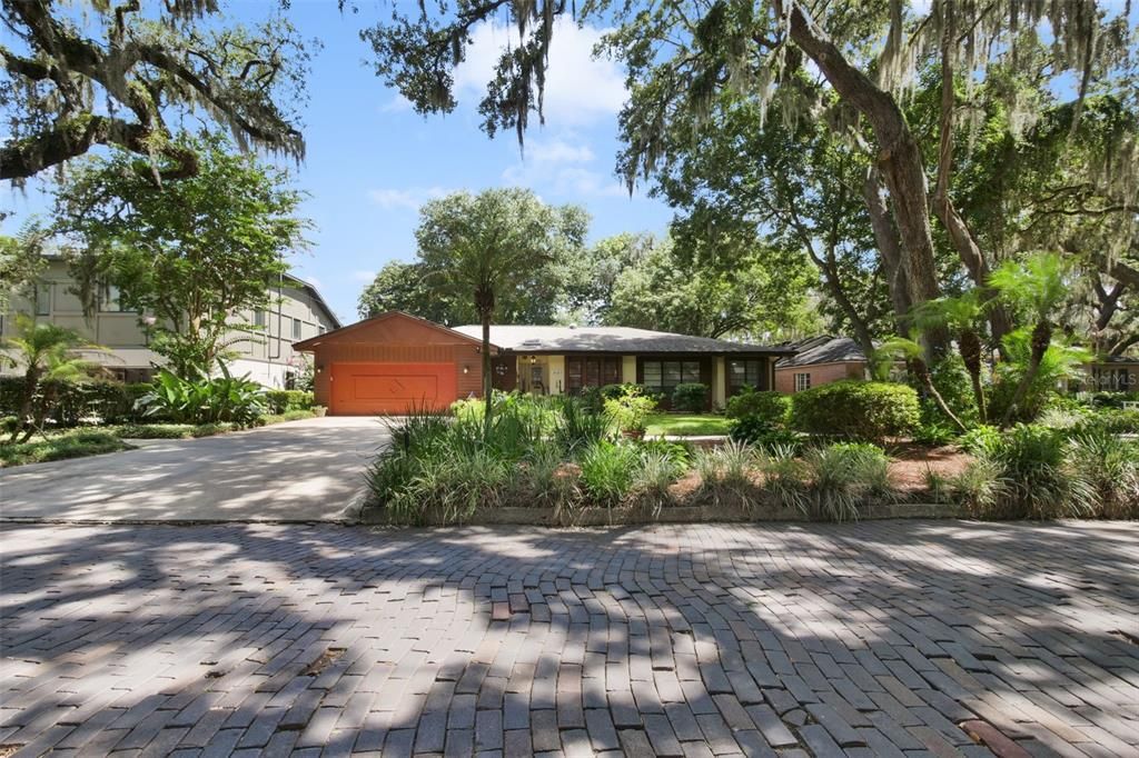 For Sale: $795,000 (4 beds, 2 baths, 2259 Square Feet)
