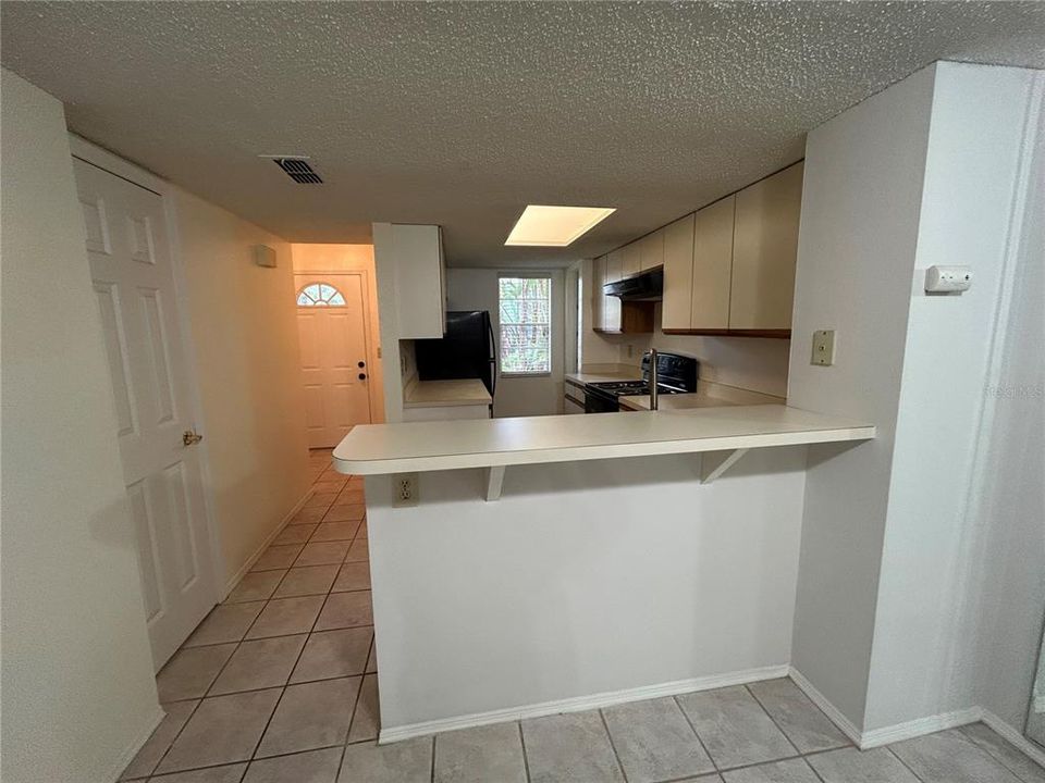 For Rent: $1,650 (2 beds, 2 baths, 1018 Square Feet)
