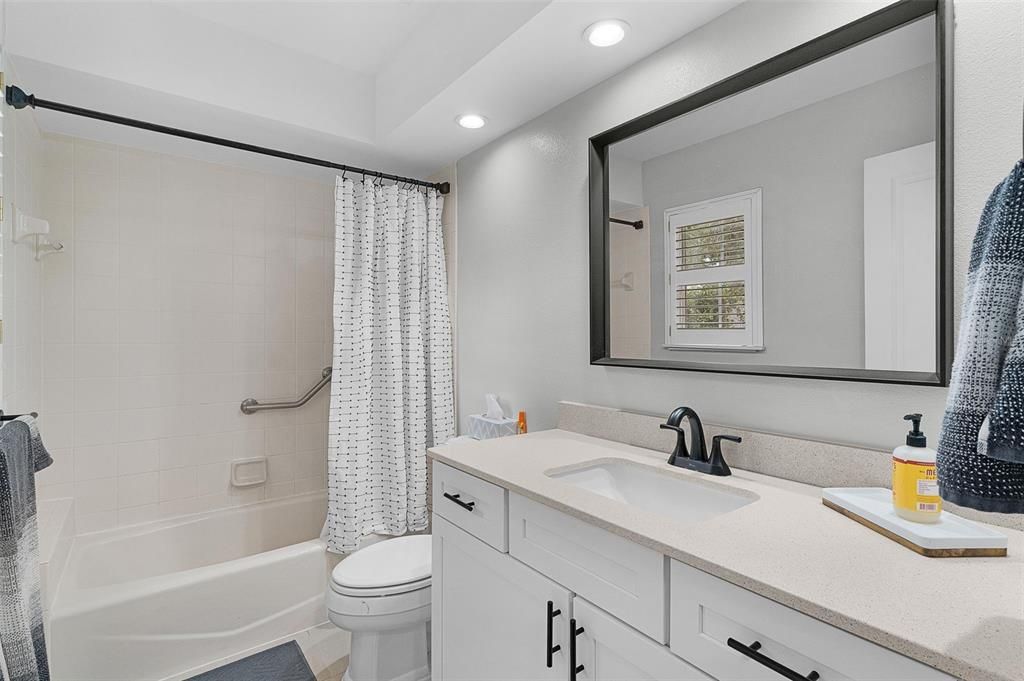 For Sale: $348,800 (3 beds, 2 baths, 1677 Square Feet)