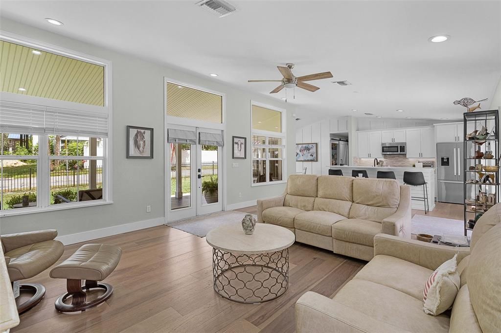 For Sale: $348,800 (3 beds, 2 baths, 1677 Square Feet)