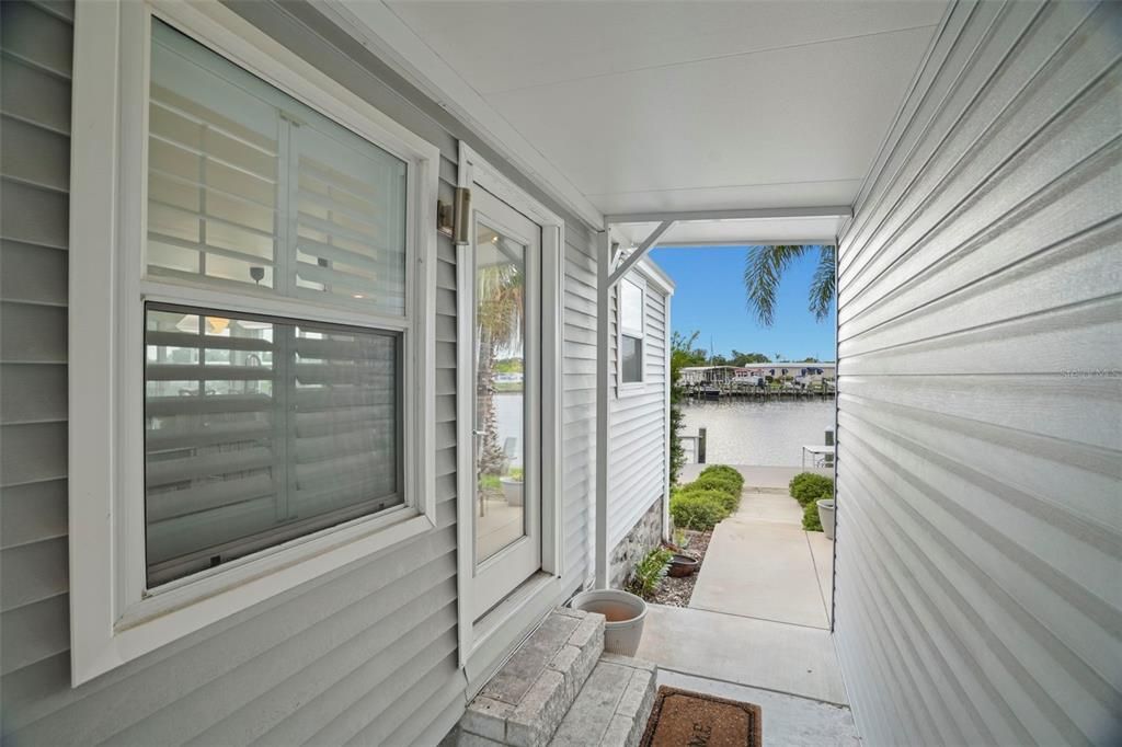 For Sale: $349,999 (2 beds, 2 baths, 1438 Square Feet)