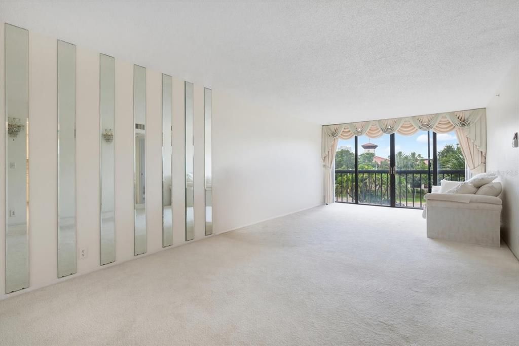 En Venta: $285,000 (1 camas, 1 baños, 760 Pies cuadrados)