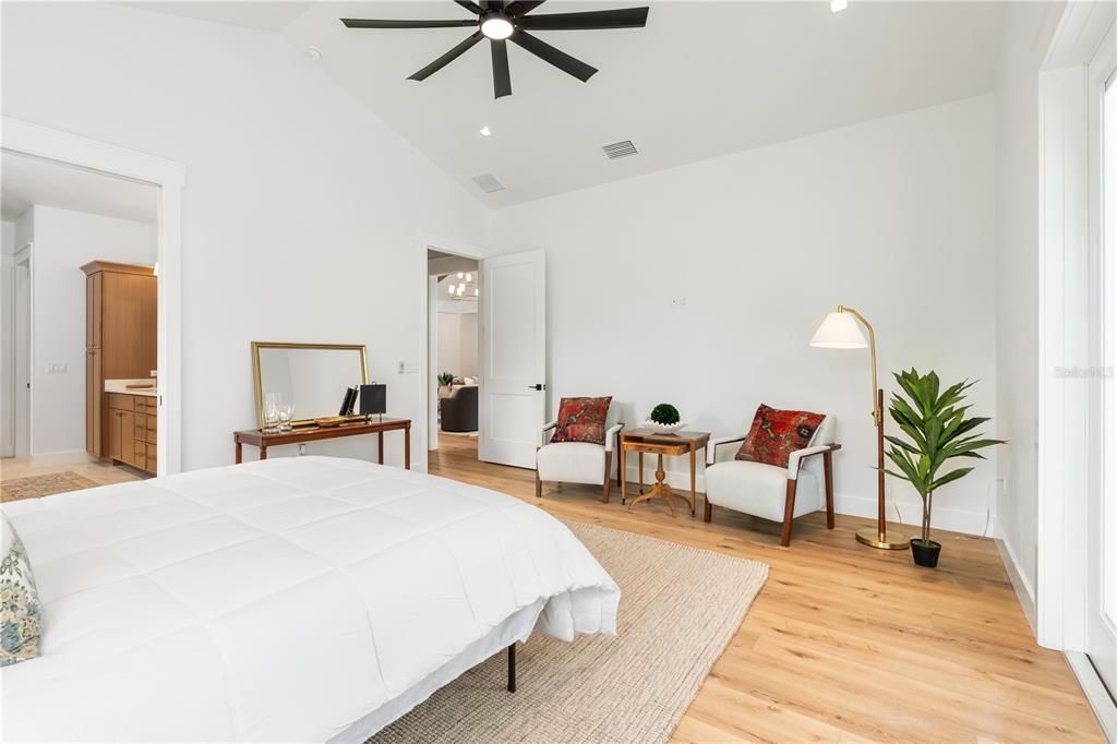 For Rent: $8,500 (4 beds, 3 baths, 3913 Square Feet)