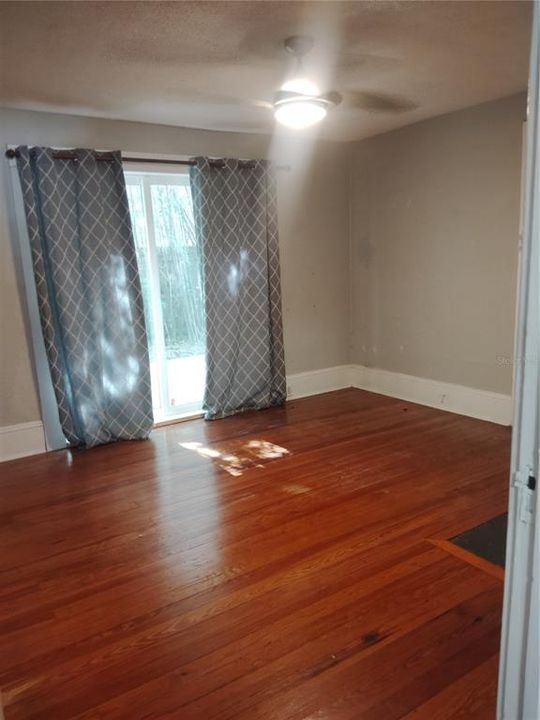 En Renta: $2,400 (2 camas, 1 baños, 946 Pies cuadrados)