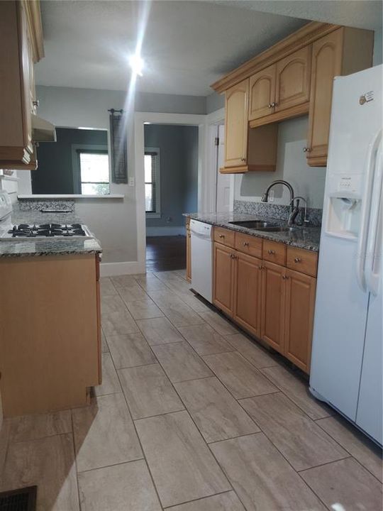 En Renta: $2,400 (2 camas, 1 baños, 946 Pies cuadrados)