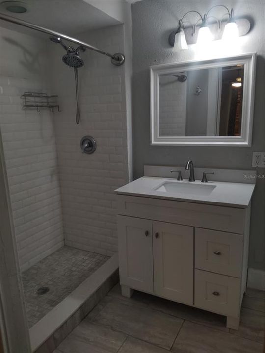 En Renta: $2,400 (2 camas, 1 baños, 946 Pies cuadrados)