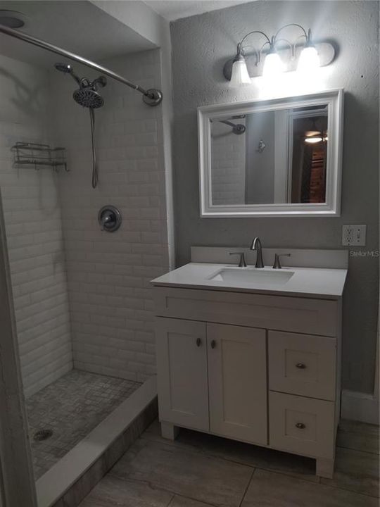 En Renta: $2,400 (2 camas, 1 baños, 946 Pies cuadrados)