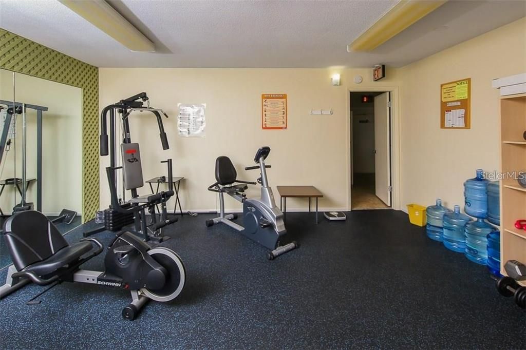 For Rent: $2,550 (2 beds, 2 baths, 1084 Square Feet)
