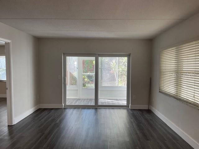 For Rent: $2,550 (2 beds, 2 baths, 1084 Square Feet)
