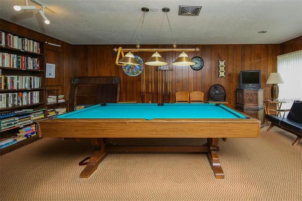 For Rent: $2,550 (2 beds, 2 baths, 1084 Square Feet)