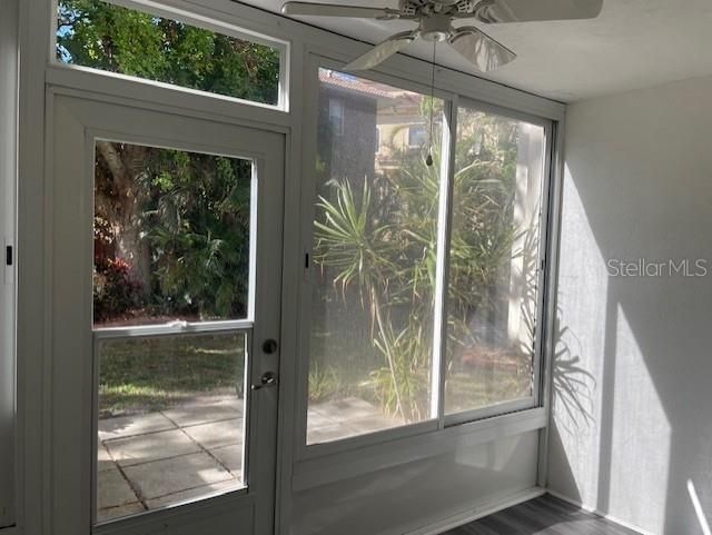 For Rent: $2,550 (2 beds, 2 baths, 1084 Square Feet)