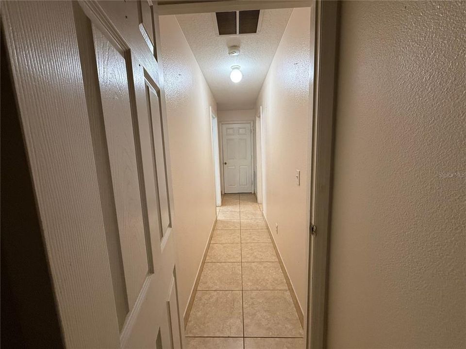 For Rent: $2,300 (3 beds, 2 baths, 1450 Square Feet)