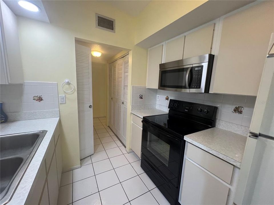 For Rent: $1,550 (2 beds, 2 baths, 1491 Square Feet)