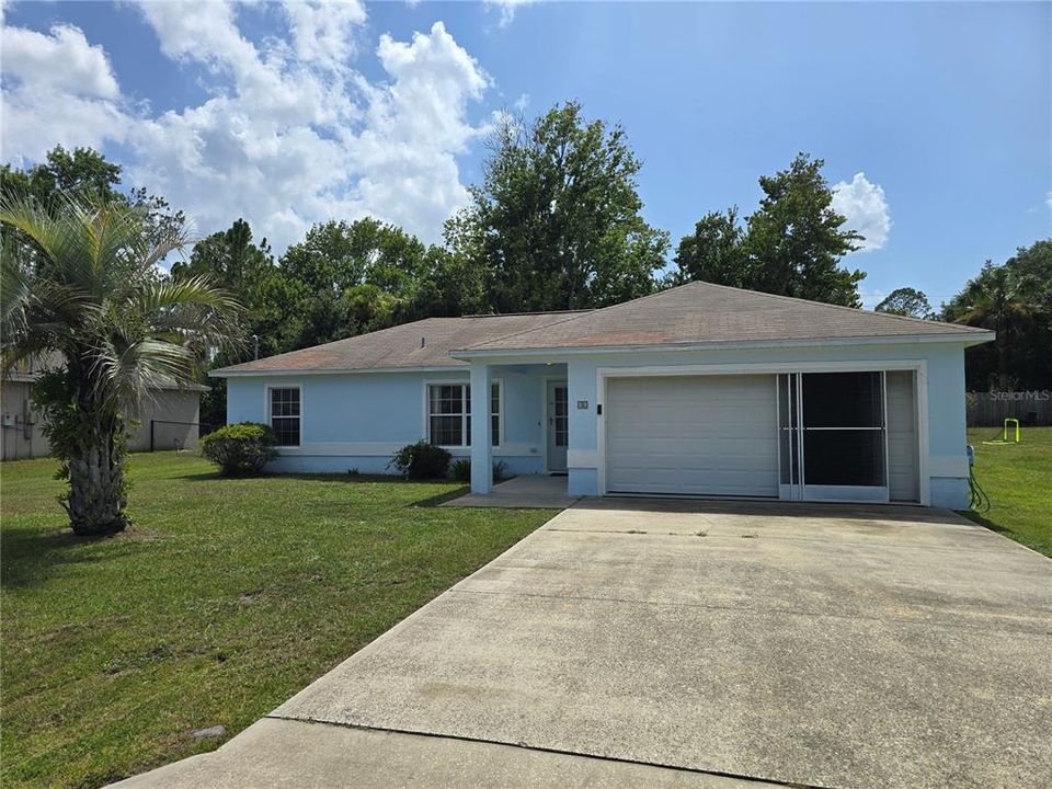 Active With Contract: $225,000 (3 beds, 2 baths, 1172 Square Feet)