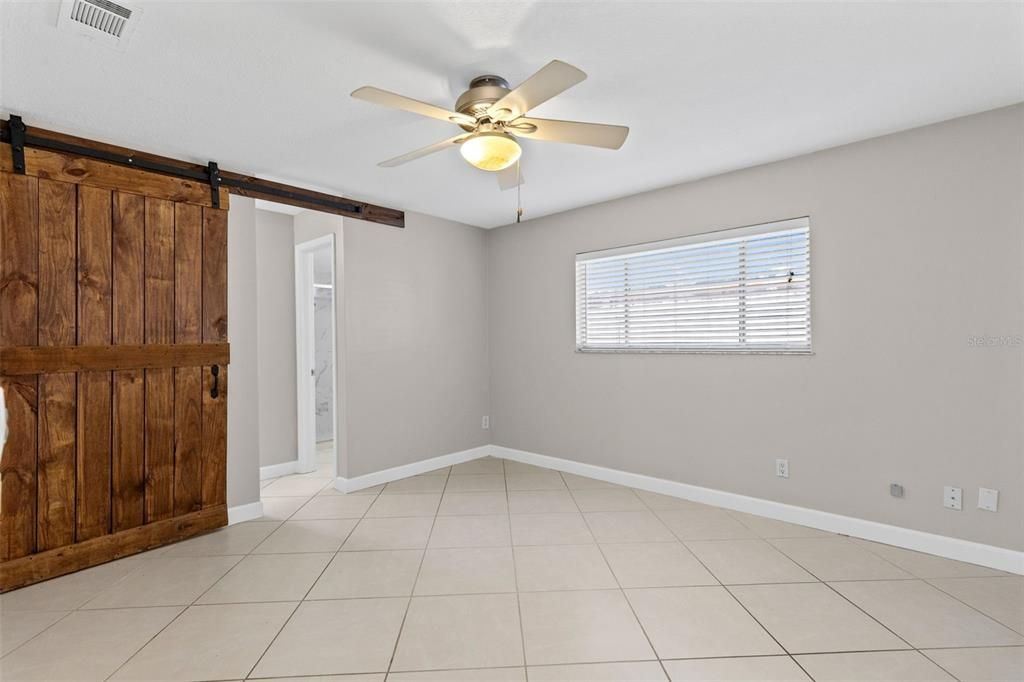 For Sale: $349,900 (3 beds, 2 baths, 1185 Square Feet)