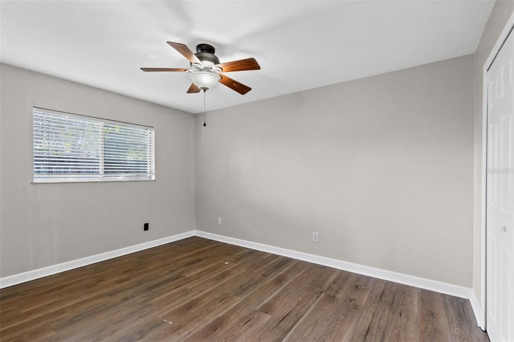 For Sale: $349,900 (3 beds, 2 baths, 1185 Square Feet)