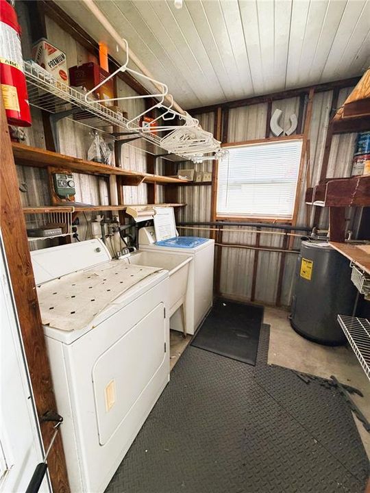 На продажу: $135,000 (2 спален, 2 ванн, 1008 Квадратных фут)