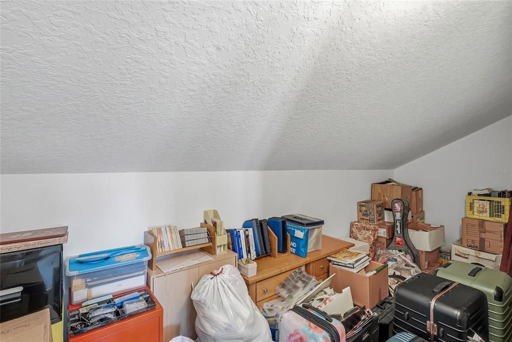 For Sale: $514,900 (4 beds, 3 baths, 2490 Square Feet)