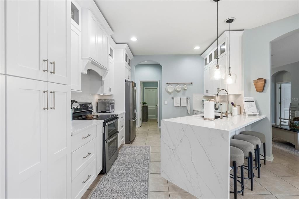 For Sale: $514,900 (4 beds, 3 baths, 2490 Square Feet)