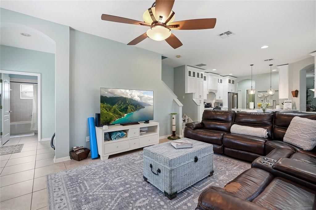 For Sale: $514,900 (4 beds, 3 baths, 2490 Square Feet)