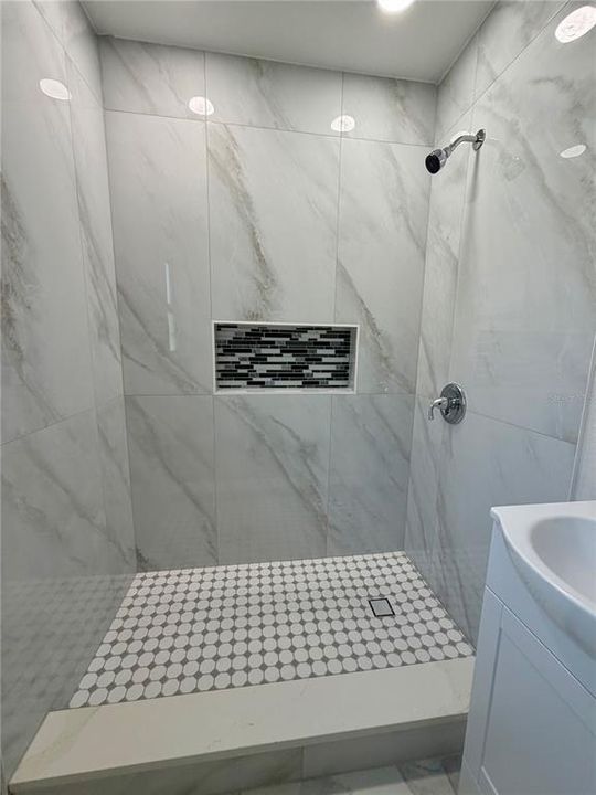 For Sale: $345,000 (3 beds, 2 baths, 1236 Square Feet)