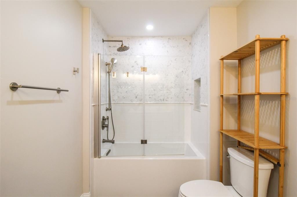 В аренду: $9,500 (3 спален, 2 ванн, 2141 Квадратных фут)