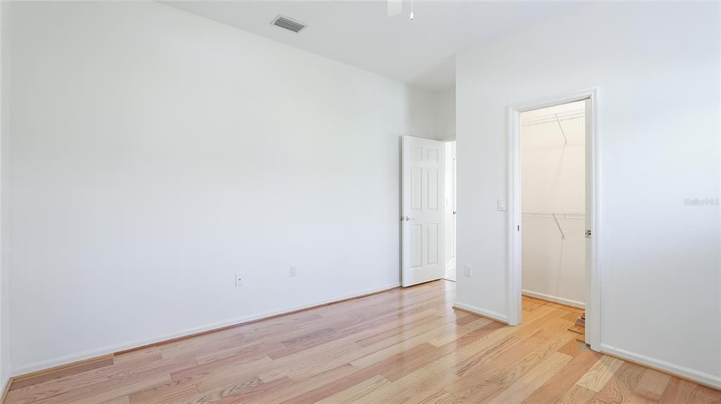 В аренду: $3,800 (4 спален, 3 ванн, 2077 Квадратных фут)