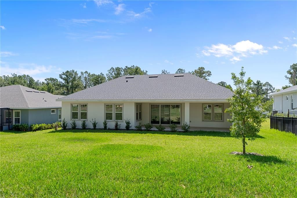 For Sale: $610,000 (3 beds, 3 baths, 2606 Square Feet)