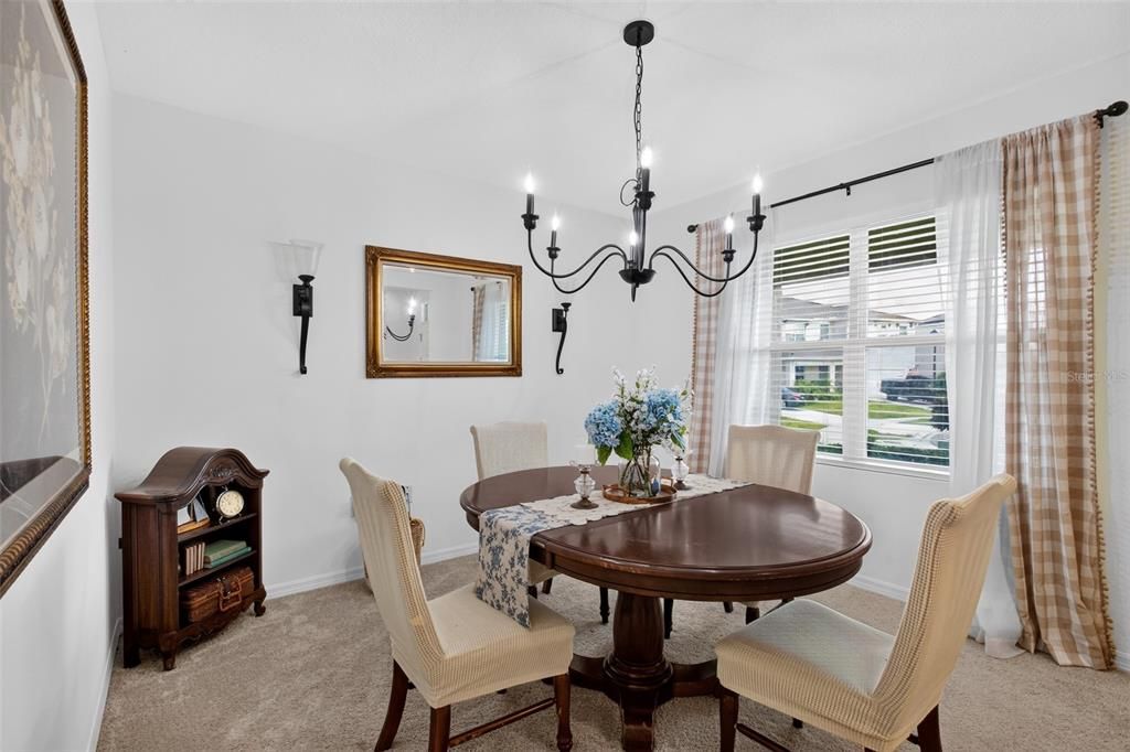 For Sale: $439,900 (5 beds, 3 baths, 2634 Square Feet)
