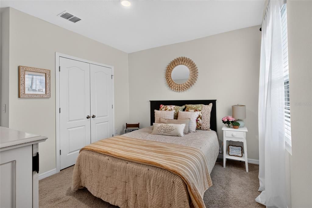 For Sale: $439,900 (5 beds, 3 baths, 2634 Square Feet)
