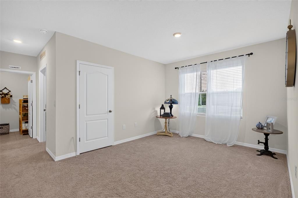 For Sale: $439,900 (5 beds, 3 baths, 2634 Square Feet)