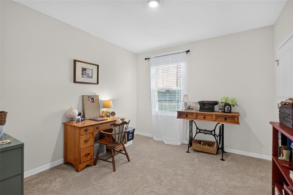 For Sale: $439,900 (5 beds, 3 baths, 2634 Square Feet)