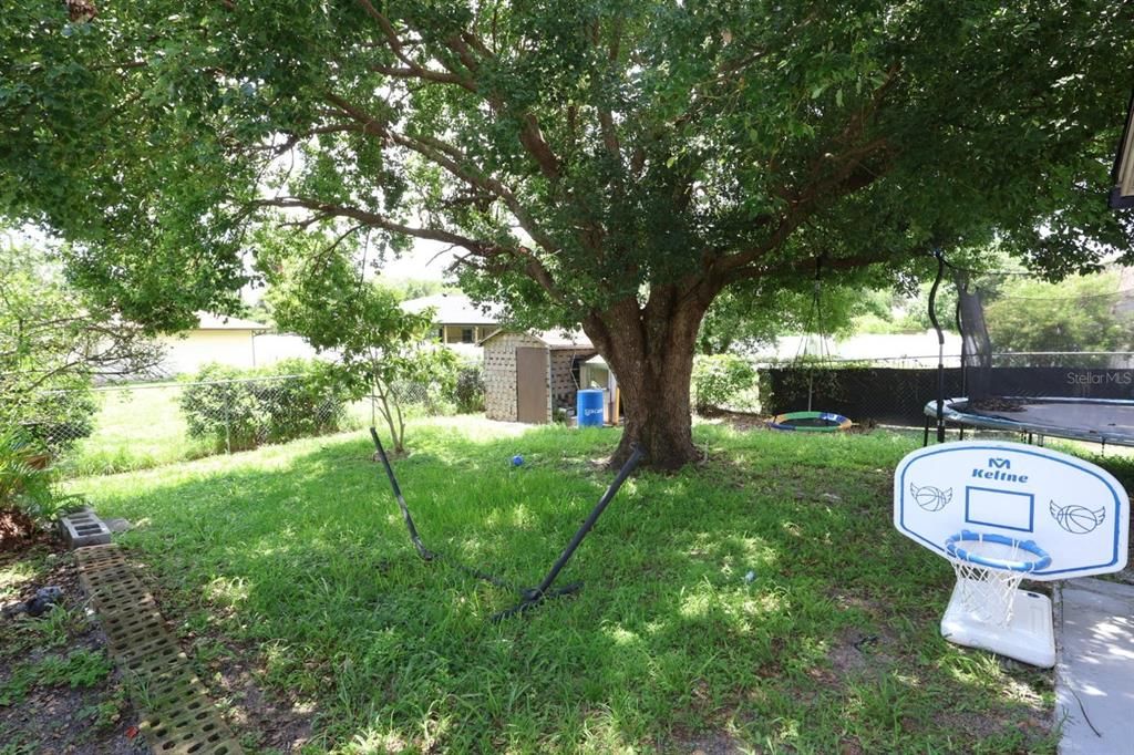 For Sale: $334,900 (3 beds, 2 baths, 1471 Square Feet)