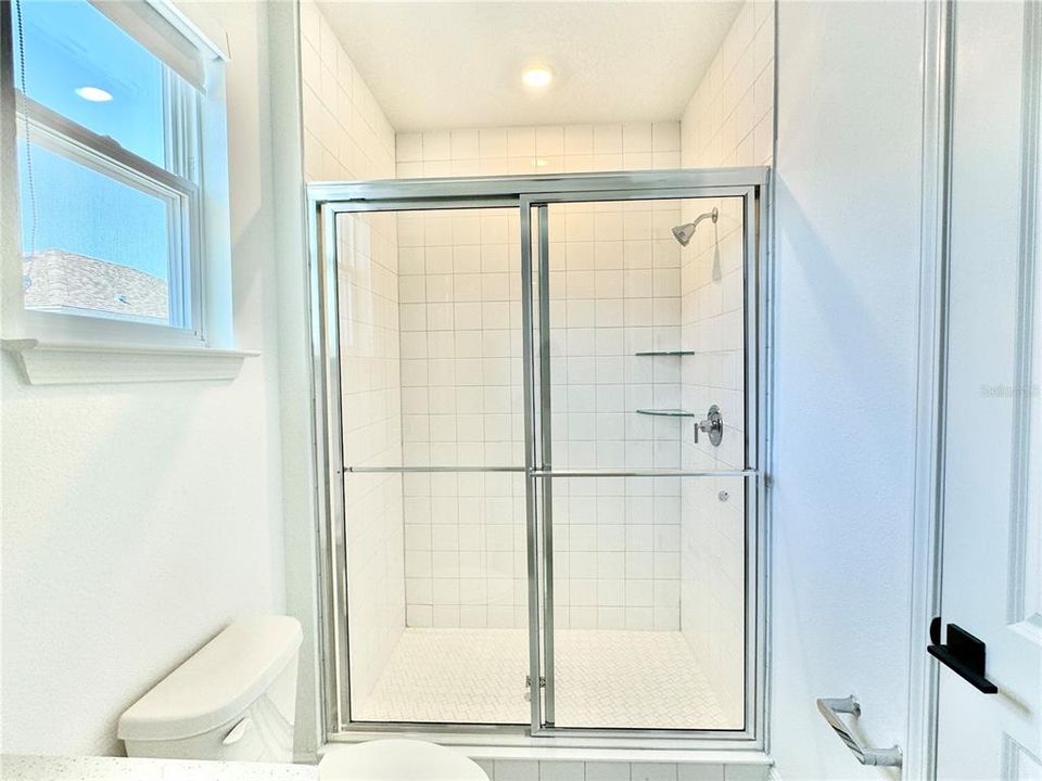 В аренду: $2,100 (1 спален, 1 ванн, 860 Квадратных фут)