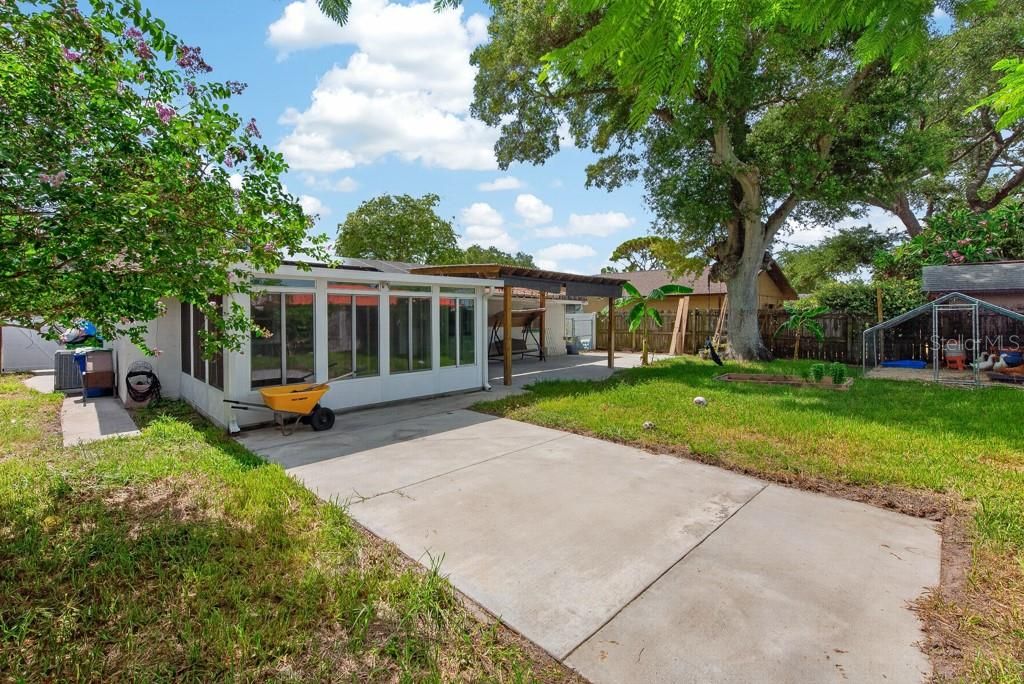 На продажу: $425,000 (3 спален, 1 ванн, 1180 Квадратных фут)