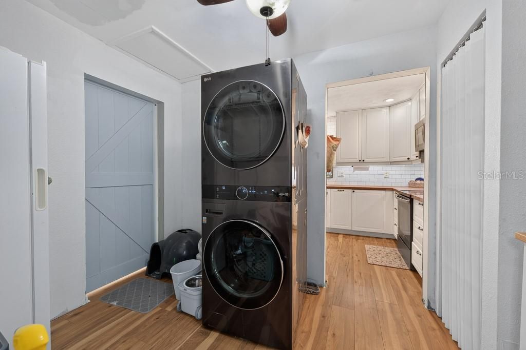 На продажу: $425,000 (3 спален, 1 ванн, 1180 Квадратных фут)