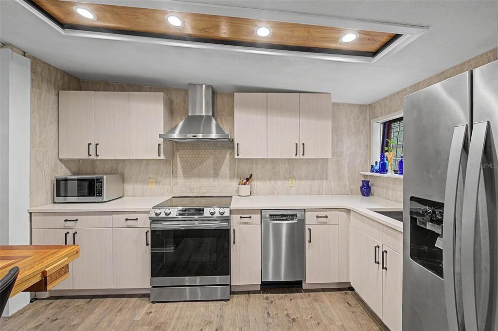 For Sale: $239,900 (3 beds, 2 baths, 1188 Square Feet)