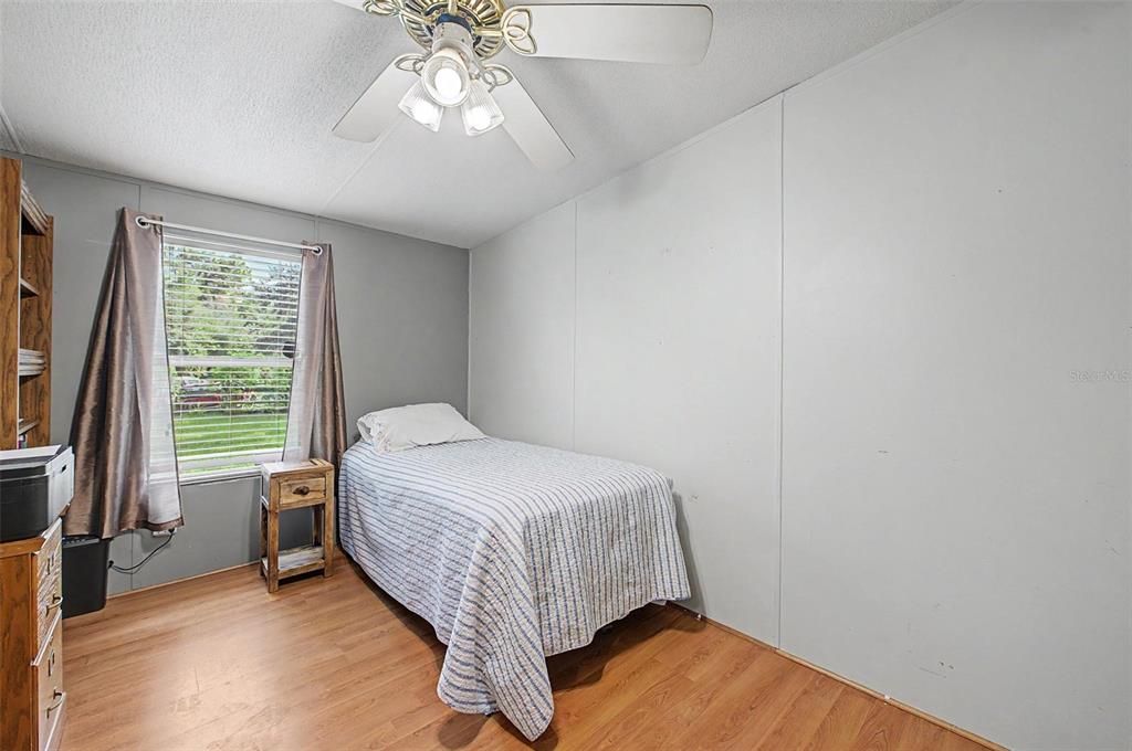 For Sale: $239,900 (3 beds, 2 baths, 1188 Square Feet)