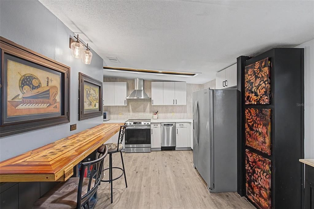 For Sale: $239,900 (3 beds, 2 baths, 1188 Square Feet)