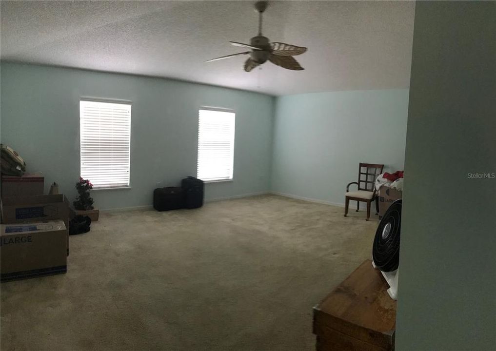 For Sale: $320,000 (4 beds, 2 baths, 2876 Square Feet)