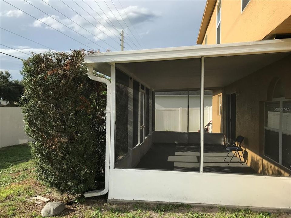 For Sale: $320,000 (4 beds, 2 baths, 2876 Square Feet)