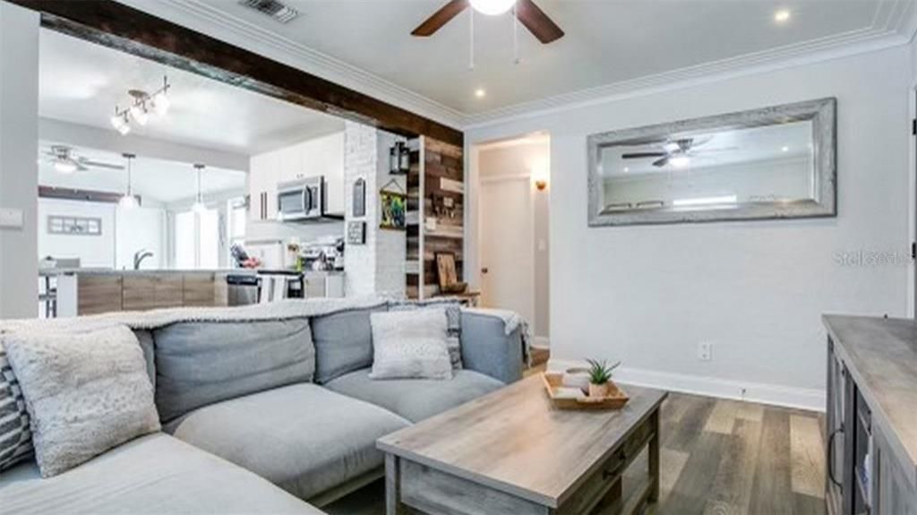 В аренду: $3,450 (3 спален, 2 ванн, 1150 Квадратных фут)